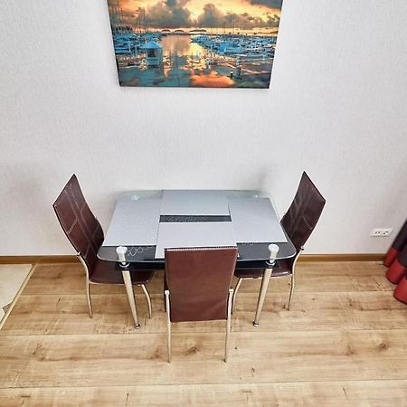 Ultracentral spacious apartment Chisináu Exterior foto