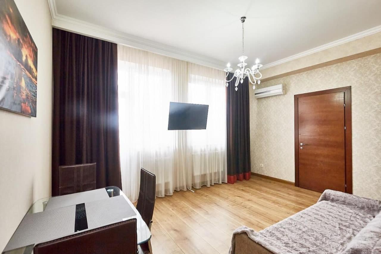 Ultracentral spacious apartment Chisináu Exterior foto