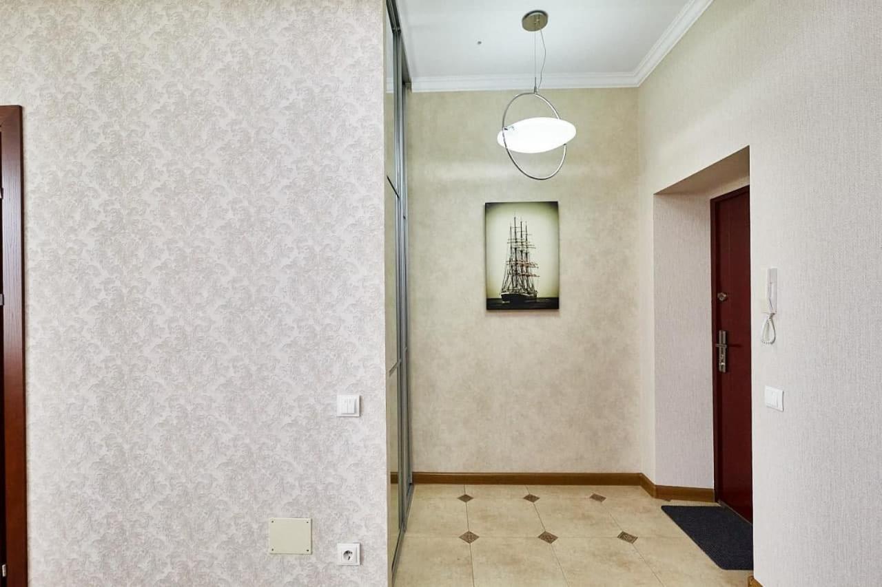Ultracentral spacious apartment Chisináu Exterior foto